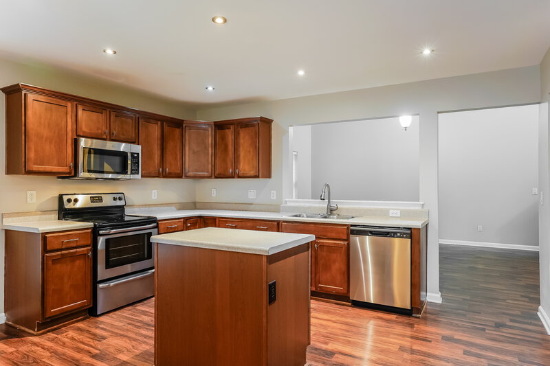 1,925/Mo, 701 Champion St Clayton, NC 27520 Kitchen View