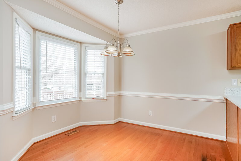 1,915/Mo, 3208 Leebrook Rd Raleigh, NC 27616 Dining Room View