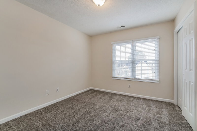 2,015/Mo, 813 Hanska Way Raleigh, NC 27610 Bedroom View 2