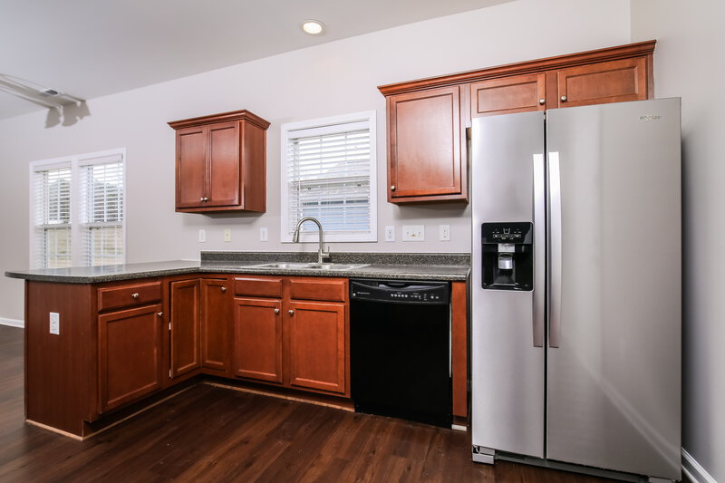 1,780/Mo, 2202 King Malcolm Ln Zebulon, NC 27597 Kitchen View 2