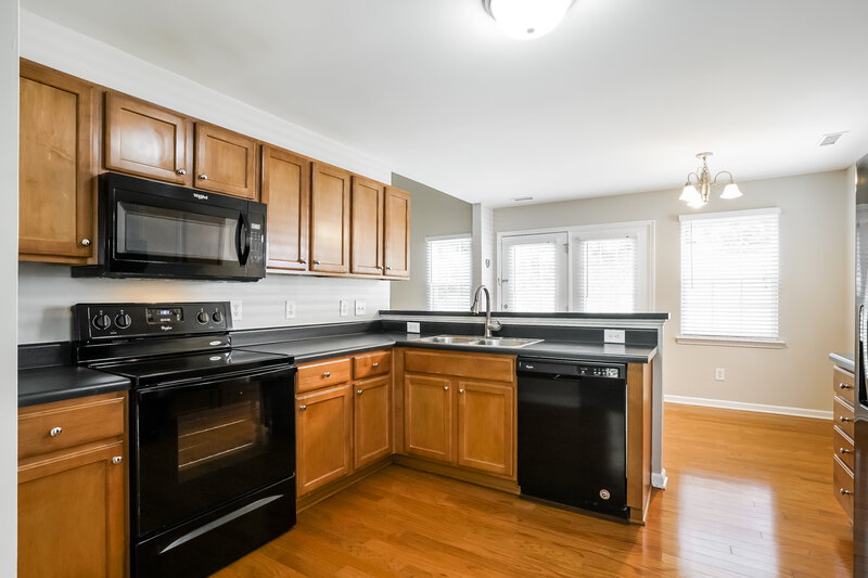 1,920/Mo, 1409 Tuscan Dr Fuquay Varina, NC 27526 Kitchen View 2