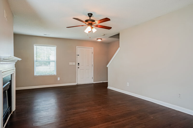 1,740/Mo, 3052 Van Dorn Rd Knightdale, NC 27545 Living Room View 2