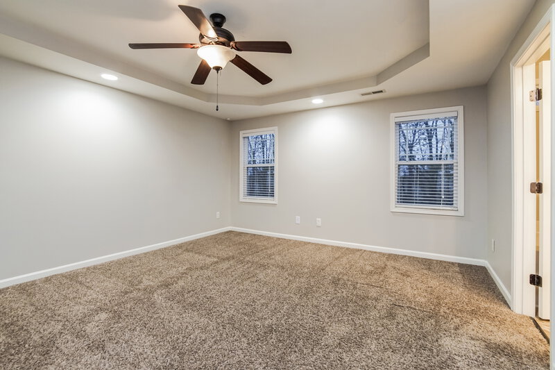 1,995/Mo, 228 E Webber Ln Clayton, NC 27527 Main Bedroom View