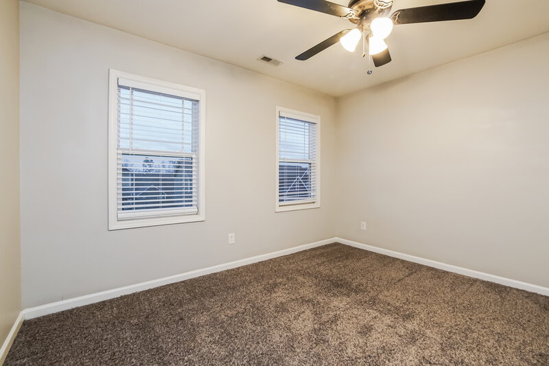 1,995/Mo, 228 E Webber Ln Clayton, NC 27527 Bedroom View 2