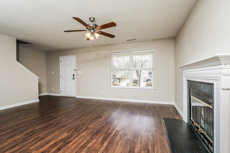 1,985/Mo, 3805 Hopper St Raleigh, NC 27616 Living Room View 2