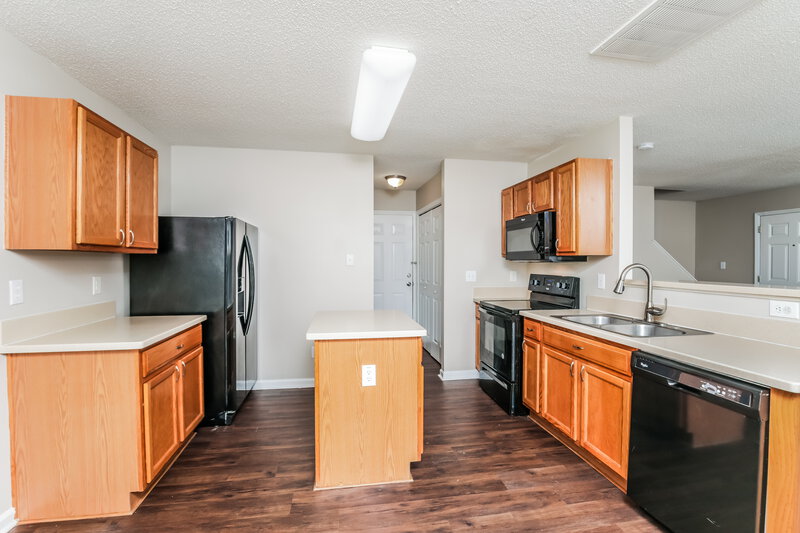 1,985/Mo, 3805 Hopper St Raleigh, NC 27616 Kitchen View