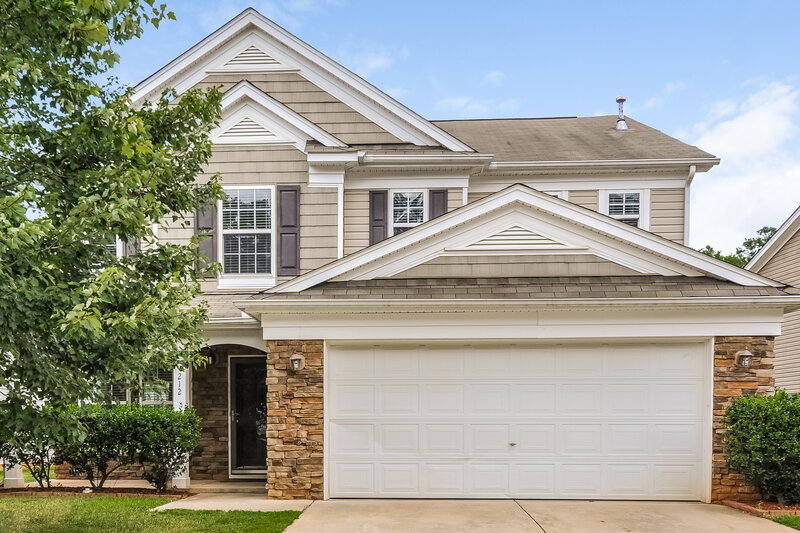 2,075/Mo, 212 Georgetowne Dr Clayton, NC 27520 External View