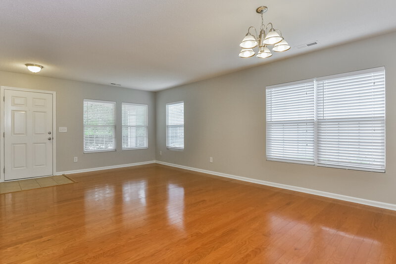 2,075/Mo, 212 Georgetowne Dr Clayton, NC 27520 Dining Room View 2