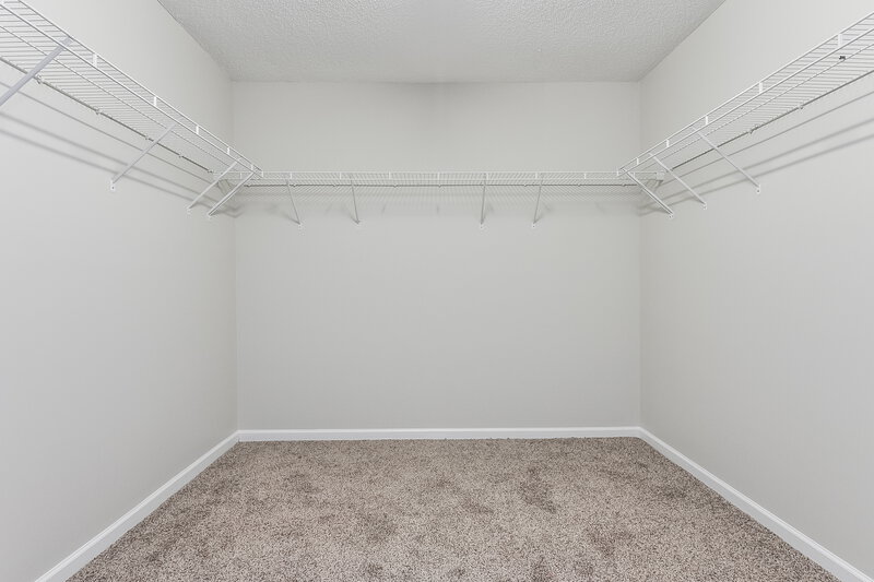 2,075/Mo, 212 Georgetowne Dr Clayton, NC 27520 Walk In Closet View