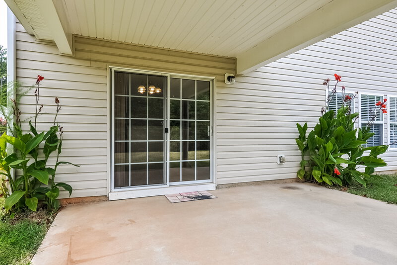 2,075/Mo, 212 Georgetowne Dr Clayton, NC 27520 Rear View 2