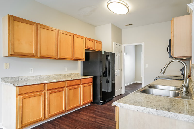 1,750/Mo, 1908 Cartier Ruby Ln Raleigh, NC 27610 Kitchen View