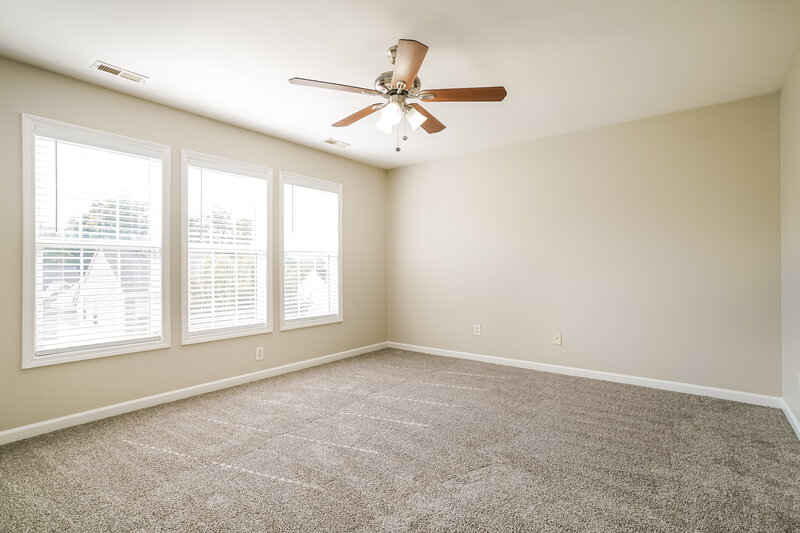 1,750/Mo, 1908 Cartier Ruby Ln Raleigh, NC 27610 Main Bedroom View