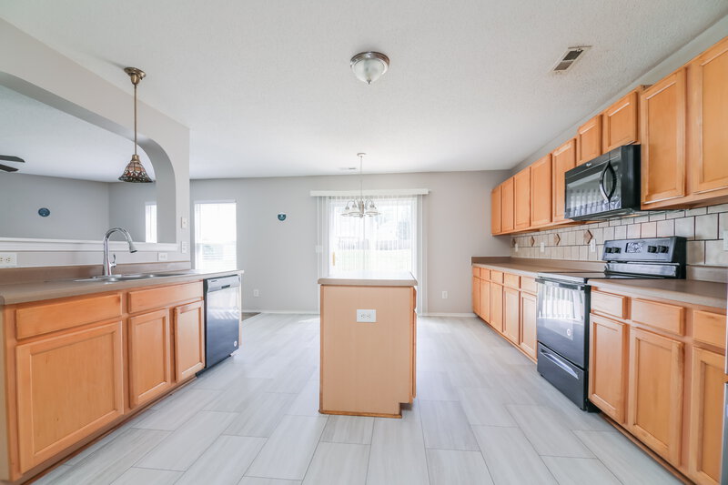 2,310/Mo, 3164 Varcroft Rd Knightdale, NC 27545 Kitchen View