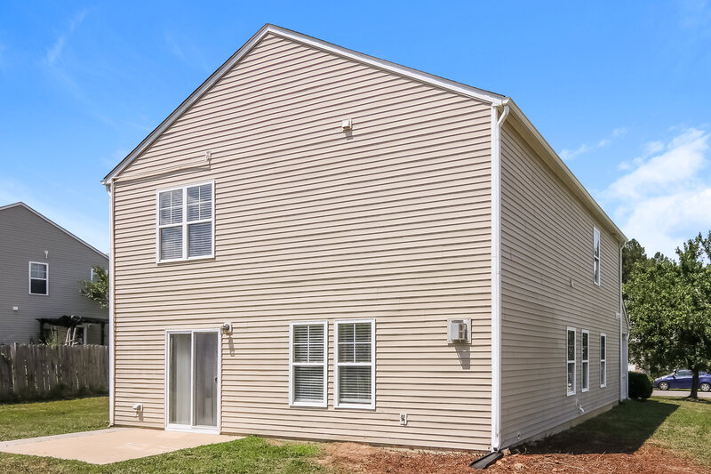 2,310/Mo, 3164 Varcroft Rd Knightdale, NC 27545 Rear View