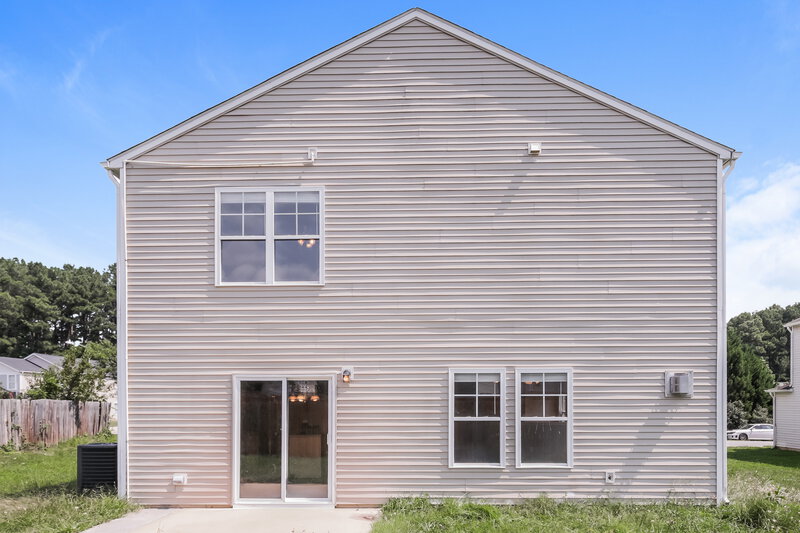 2,140/Mo, 3164 Varcroft Rd Knightdale, NC 27545 Rear View
