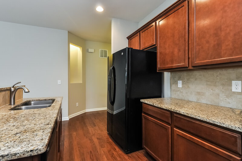 2,780/Mo, 48 Ashby Dr Clayton, NC 27527 Kitchen View 2