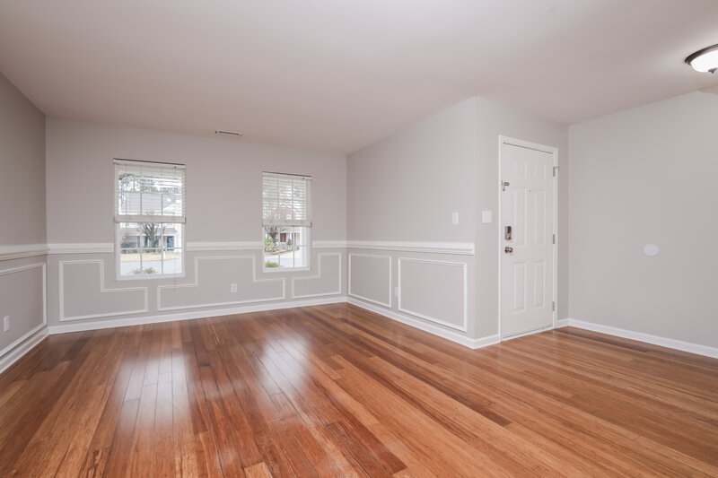 2,160/Mo, 1020 Lockberry Ct Clayton, NC 27520 Living Room View 2