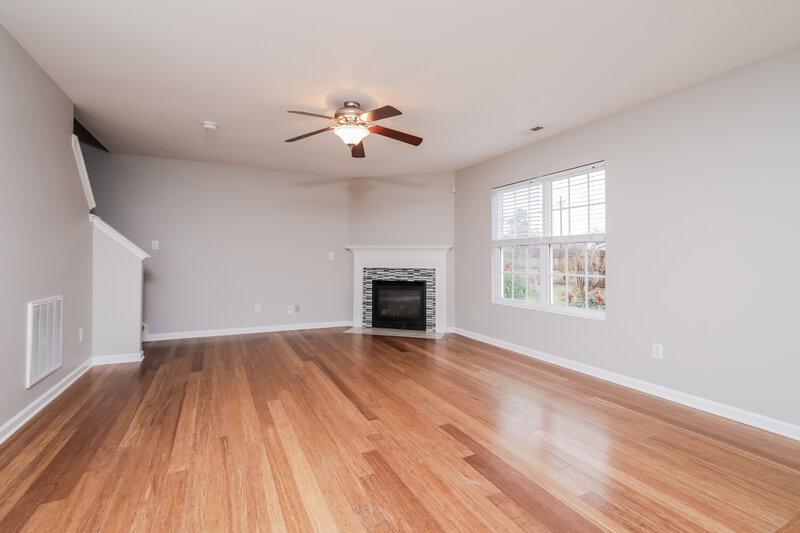 2,160/Mo, 1020 Lockberry Ct Clayton, NC 27520 Family Room View