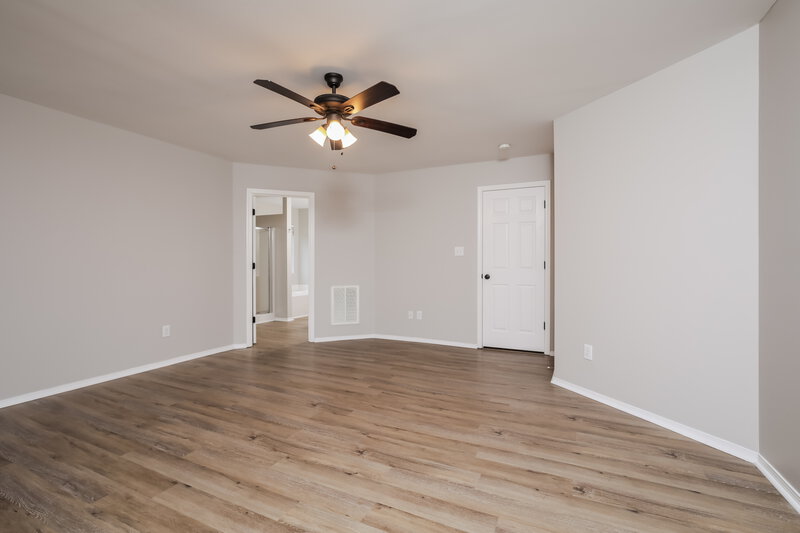 2,160/Mo, 1020 Lockberry Ct Clayton, NC 27520 Main Bedroom View 2