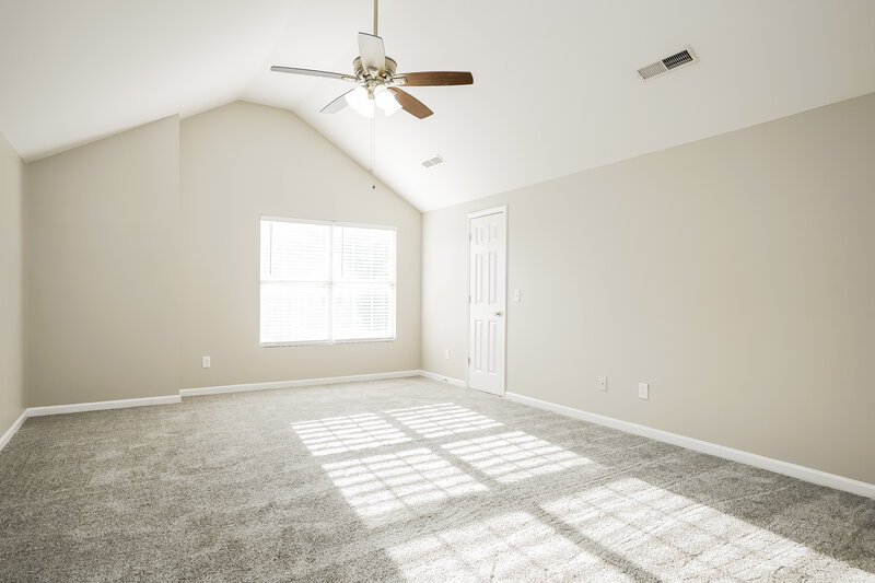 2,205/Mo, 3715 Horseshoe Farm St Raleigh, NC 27610 Main Bedroom View