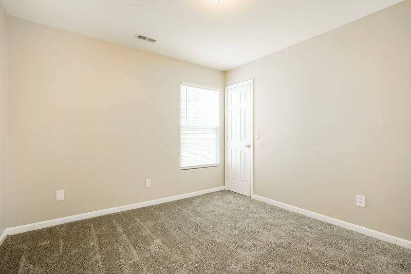 2,205/Mo, 3715 Horseshoe Farm St Raleigh, NC 27610 Bedroom View