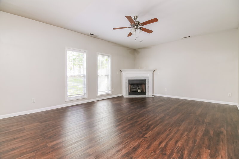 2,145/Mo, 217 Hoyleholly Trce Wendell, NC 27591 Living Room View