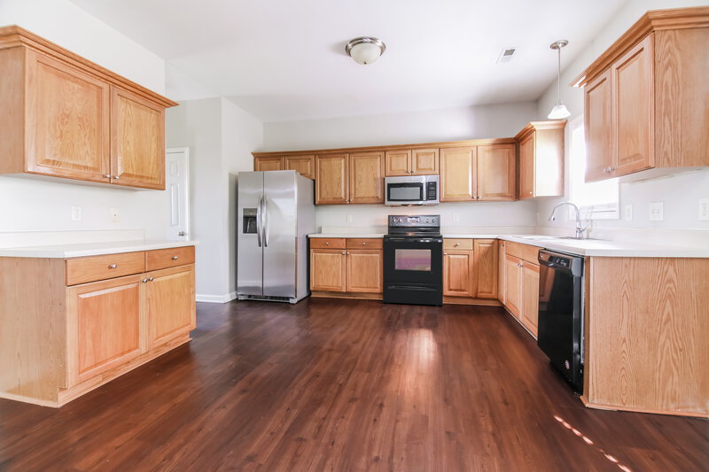 2,145/Mo, 217 Hoyleholly Trce Wendell, NC 27591 Kitchen View