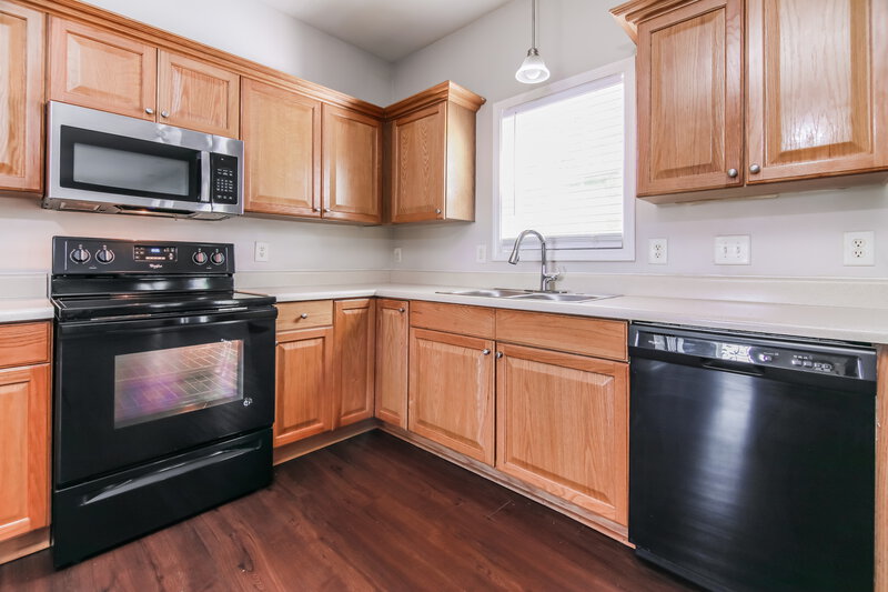 2,145/Mo, 217 Hoyleholly Trce Wendell, NC 27591 Kitchen View 2