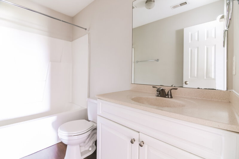 2,145/Mo, 217 Hoyleholly Trce Wendell, NC 27591 Bathroom View