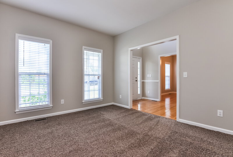 2,465/Mo, 800 Pristine Ln Rolesville, NC 27571 Living Room View