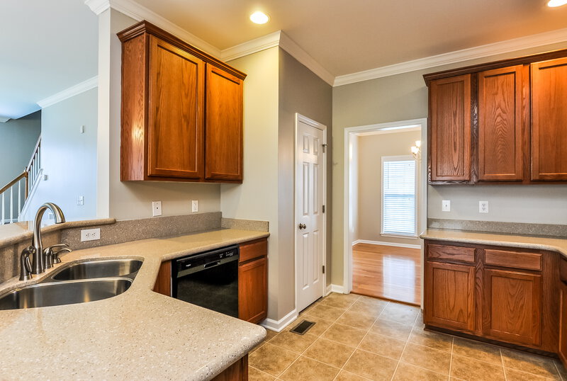 2,465/Mo, 800 Pristine Ln Rolesville, NC 27571 Kitchen View