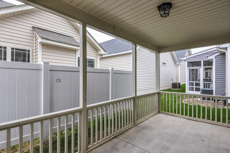 2,530/Mo, 40 Saxon Ct Clayton, NC 27527 Covered Porch View