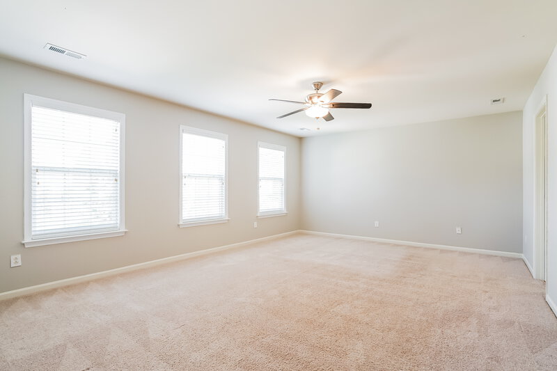 2,200/Mo, 712 Stackhurst Way Wake Forest, NC 27587 Main Bedroom View