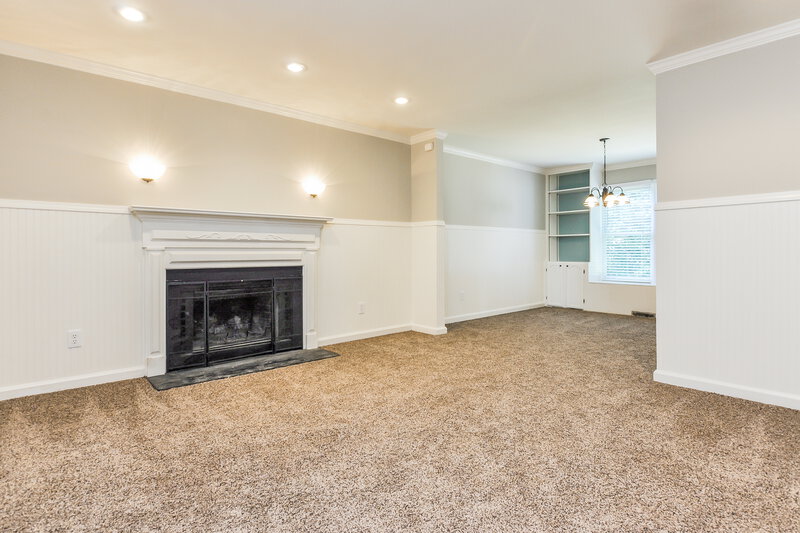 2,250/Mo, 3437 Singleleaf Ln Raleigh, NC 27616 Family Room View