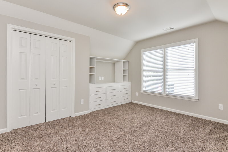 2,250/Mo, 3437 Singleleaf Ln Raleigh, NC 27616 Bedroom View