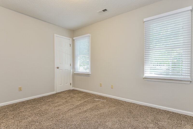 2,250/Mo, 3437 Singleleaf Ln Raleigh, NC 27616 Bedroom View 3