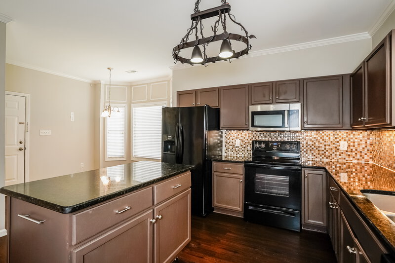 2,075/Mo, 564 Hay River St Garner, NC 27529 Kitchen View 2