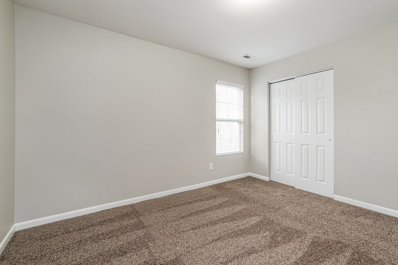 1,850/Mo, 167 Woodcreek Ln Clayton, NC 27520 Bedroom View 3