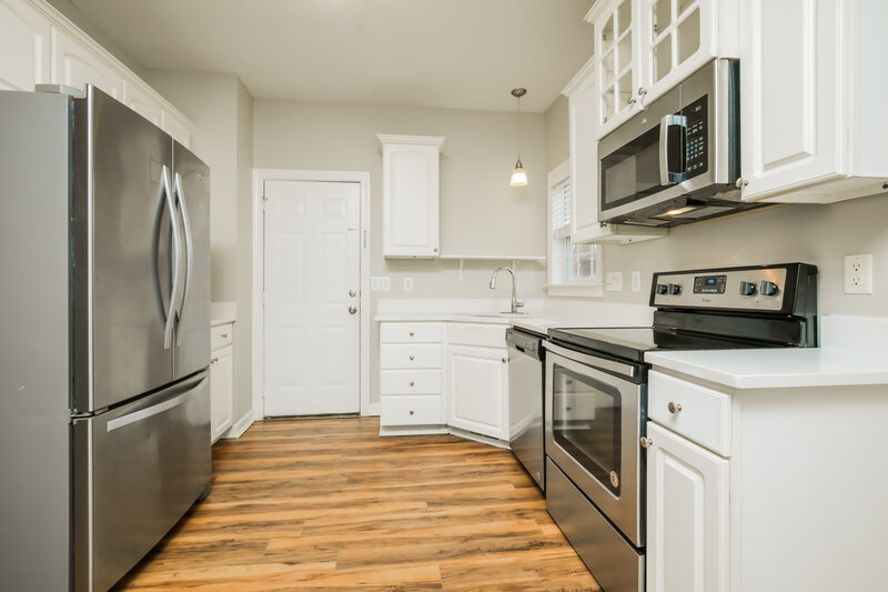 2,060/Mo, 909 Lotus Ln Wake Forest, NC 27587 Kitchen View