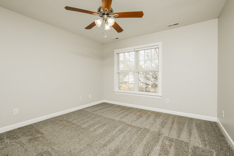 2,060/Mo, 909 Lotus Ln Wake Forest, NC 27587 Main Bedroom View