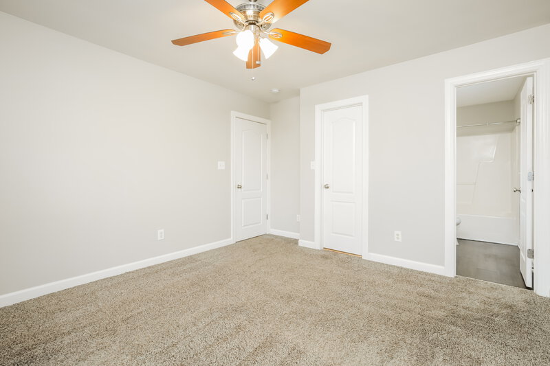 2,060/Mo, 909 Lotus Ln Wake Forest, NC 27587 Main Bedroom View 2