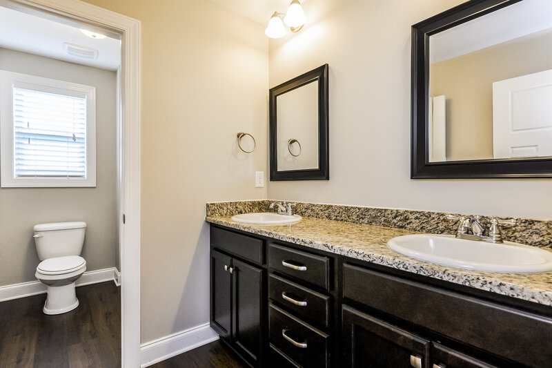3,500/Mo, 340 Plott Hound Ln Wake Forest, NC 27587 Bathroom View