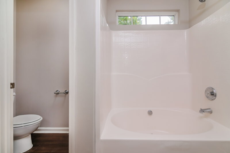 1,970/Mo, 2003 Swimming Hole Cir Raleigh, NC 27610 Main Bathroom View 2