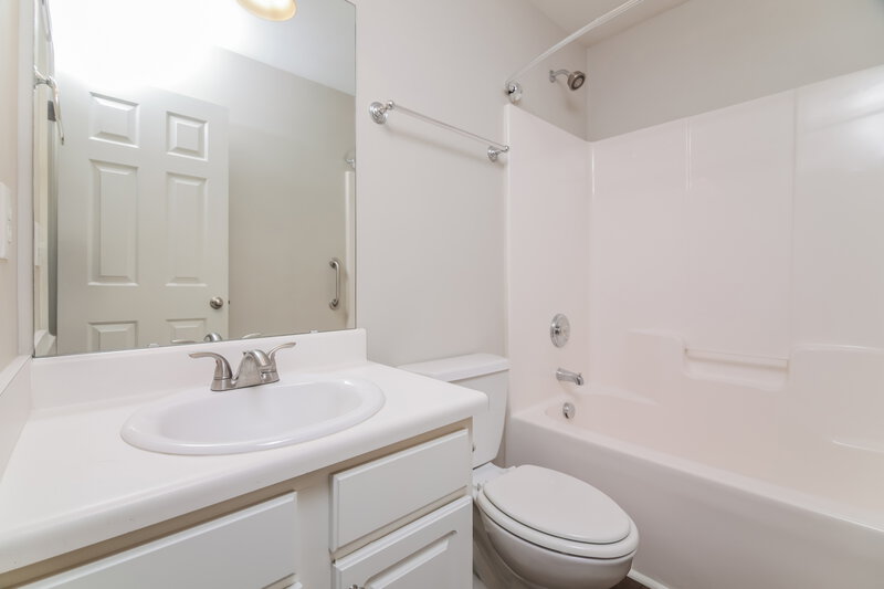 1,970/Mo, 2003 Swimming Hole Cir Raleigh, NC 27610 Bathroom View