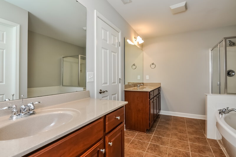 3,590/Mo, 1320 Trailing Rose Ct Wake Forest, NC 27587 Master Bathroom View