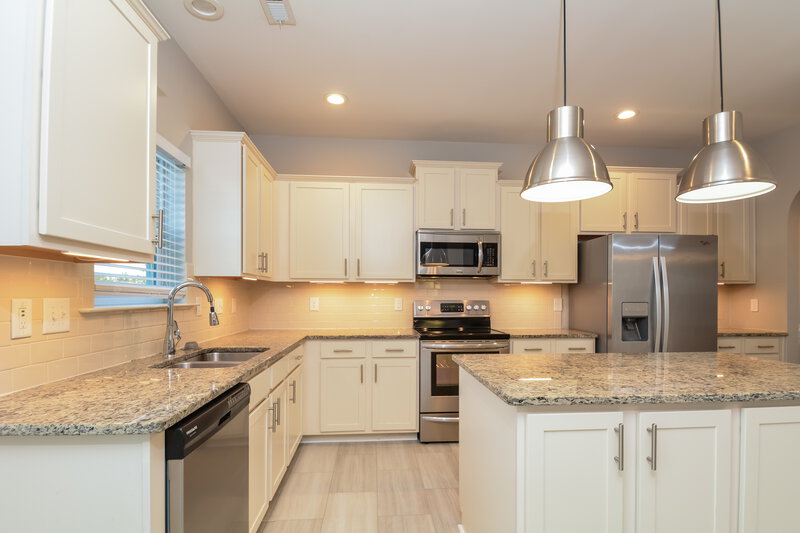 2,050/Mo, 468 Summerwind Plantation Dr Garner, NC 27529 Kitchen View