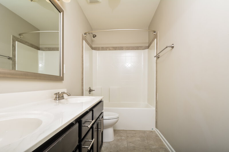 2,050/Mo, 468 Summerwind Plantation Dr Garner, NC 27529 Bathroom View