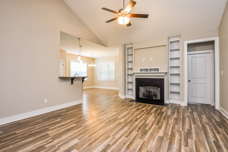 2,030/Mo, 75 Wood Green Dr Wendell, NC 27591 Living Room View