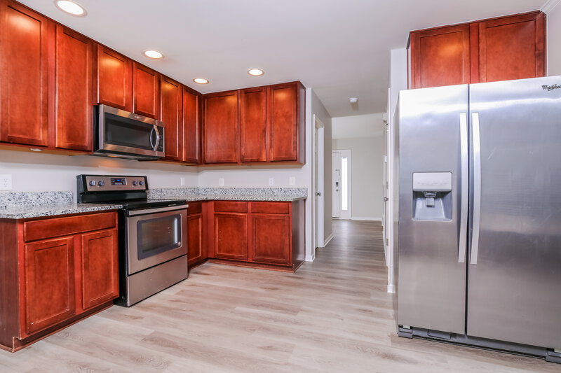 2,370/Mo, 409 Pyracantha Dr Holly Springs, NC 27540 Kitchen View 2