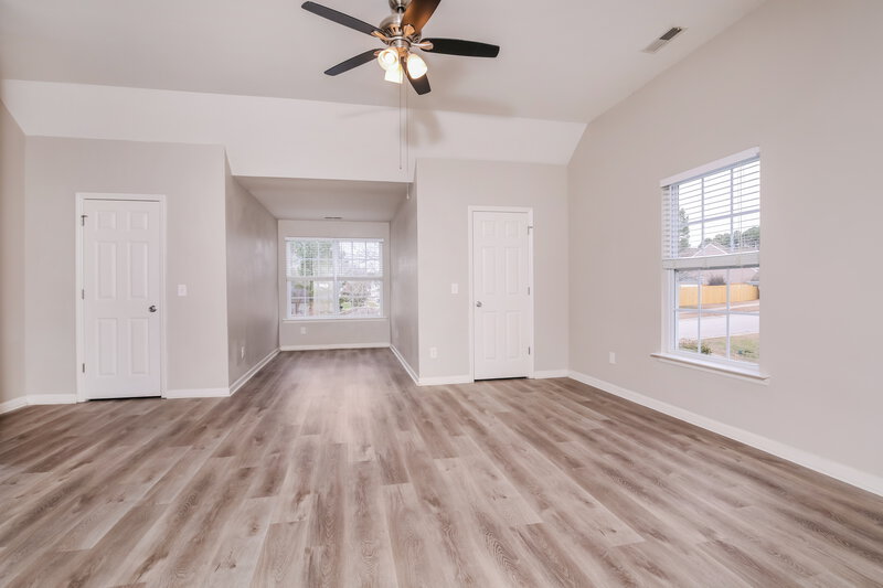 2,370/Mo, 409 Pyracantha Dr Holly Springs, NC 27540 Sitting Room View